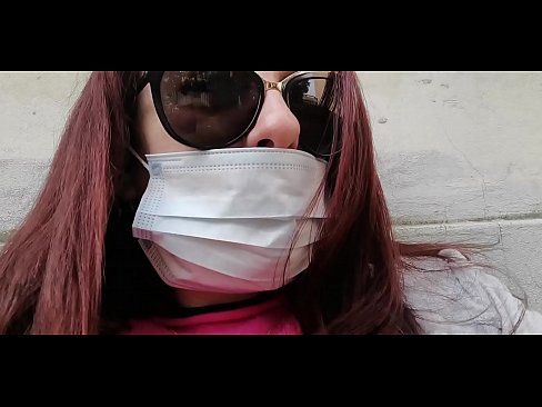 ❤️ ニコレッタは隣人に復讐し、彼のガレージでおしっこをする（特別Covid19イタリア検疫所） ❤️❌ ファッキングビデオ ❌️❤